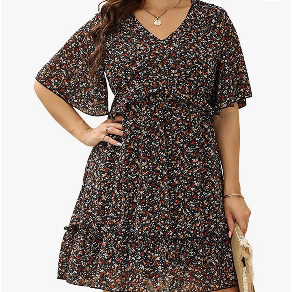 NWT Nemidor Floral Print V-neck dress size 14.